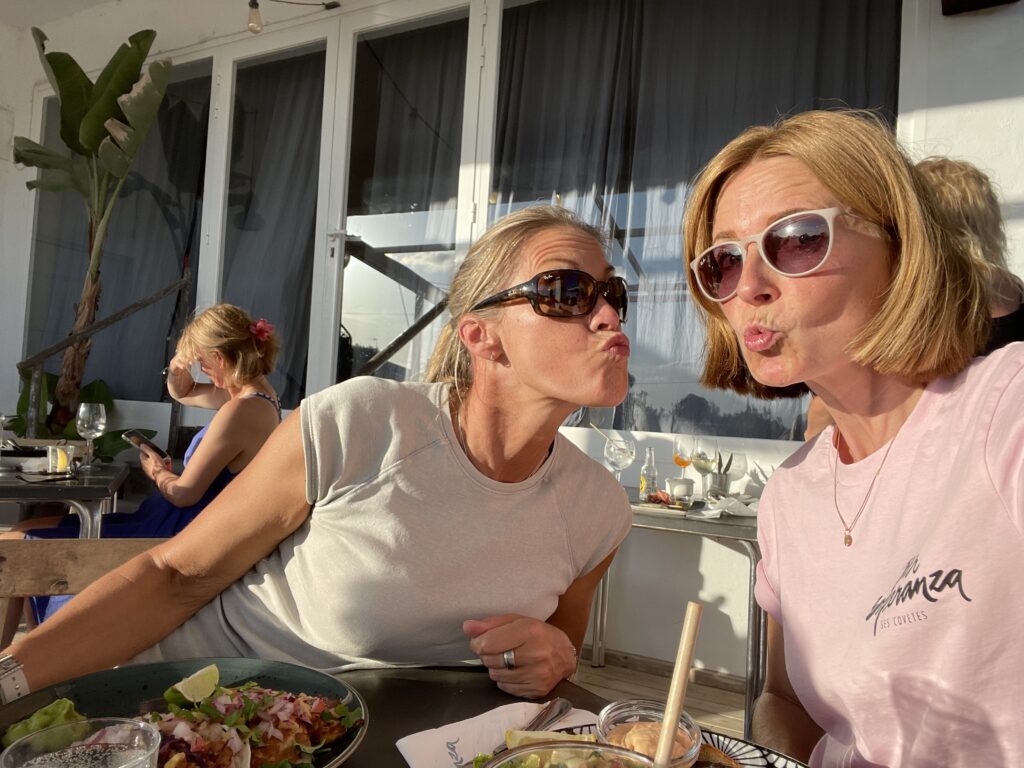 Healthy Bowl mit frischem Obst – Ernährungsinspiration von Niewöhner Sports